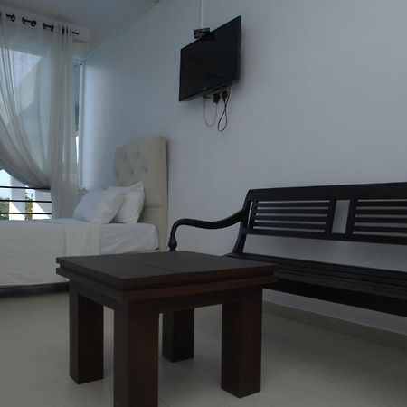 Dazzle Bay By Twenty Two Weligama Exterior foto